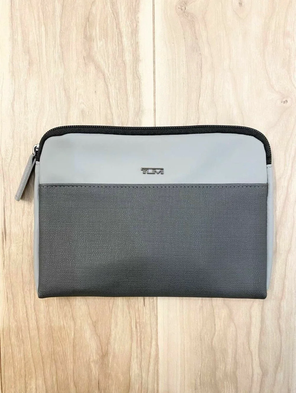 Tumi For Delta Soft Zippered Travel Toiletry Pouch Case Only Grey Two Tone